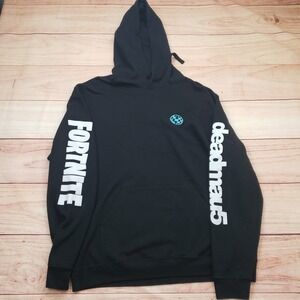 NA‎